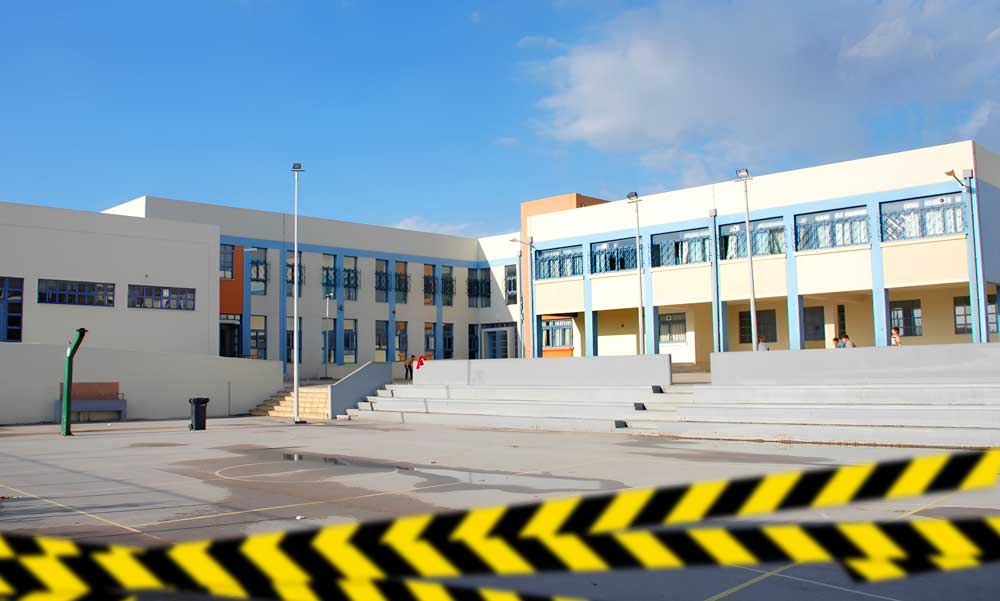 Több gyereket is megaláztak iskolatársai az egyik budapesti kerületben: letérdepeltették és bántalmazták is őket