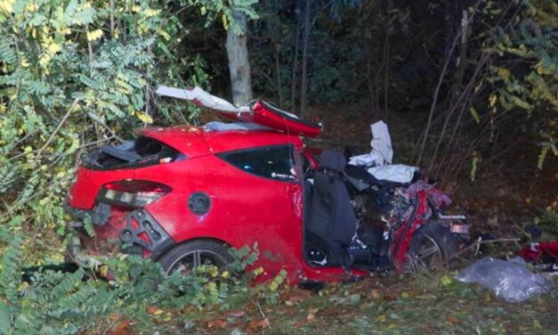 Durva baleset: két focista sérült meg az éjszaka a 4-es főúton, az egyiket lélegeztetőgépen tartják