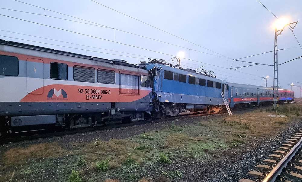 „Tehervonat állj meg!” – üvöltötte a vasúti dolgozó a hangosbemondóba, mielőtt frontálisan ütközött két szerelvény Sápon