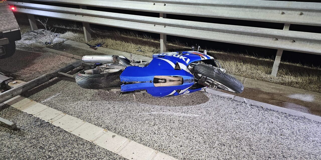 Halálos motorbaleset: egy 3 gyermekes édesapa szörnyethalt a 8-as főúton