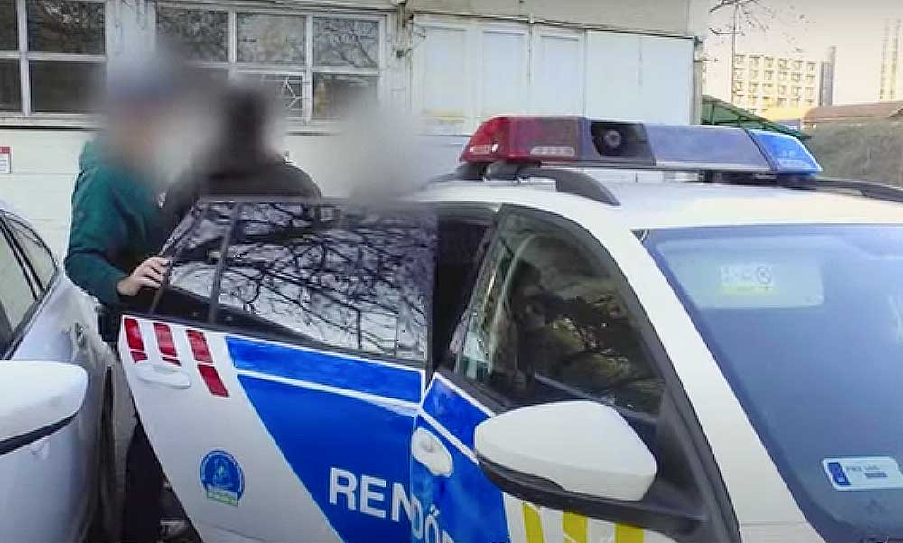 Éheztette, felpofozta és futtatta a gyermekotthonból megszökött fiatal lányt a kegyetlen férfi