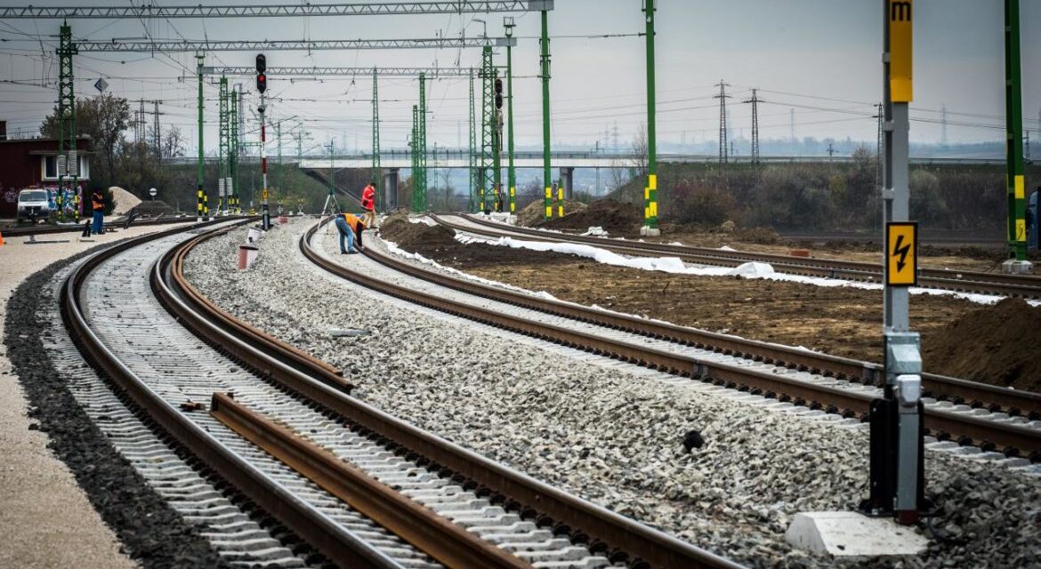 Tragédia! Elgázolt egy embert a fővárosba tartó Nyírség InterCity!