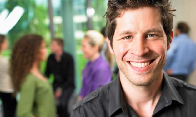 Fehér fogak kompromisszumok nélkül Crest 3D White BRILLIANCE PRO fogkrém