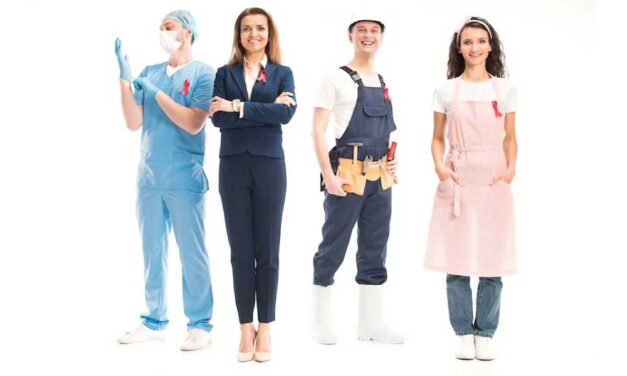 Miért fontos a munkahelyi bokacsizma és hogyan válasszuk ki a megfelelőt?