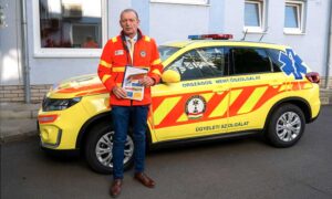 Új ügyeleti rendszer Pest megyében: 100 ezer ember jut Szentendrén egy ügyeletes orvosra, Győrfi Pál szerint azért túlterheltek a vonalak, mert sokan tesztelik a rendszert