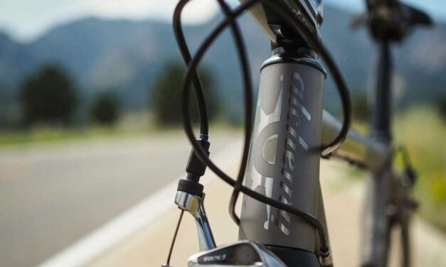 Jó ötlet vagy sem a vázon belüli kábelvezetés kerékpár esetén?