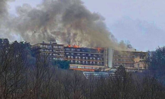 Súlyos tűzvédelmi szabálytalanság történhetett a Hotel Silvanusnál, óriási nehézségbe botlottak a tűzoltók