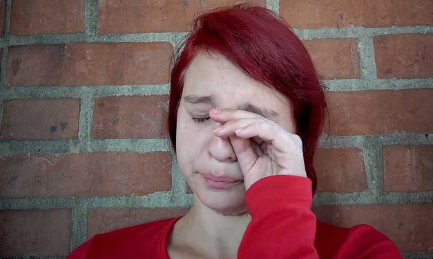 Döbbenetes valóság: Ezt tette a pilisi ragadozó nagybácsi a 15 éves kislánnyal – birokunkba kerültek a bírósági papírok