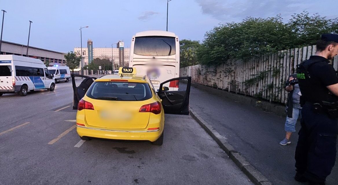 Razzia Budapesten: bedrogozott, engedély nélkül közlekedő, túlszámlázó taxisokat fogtak a rendőrök