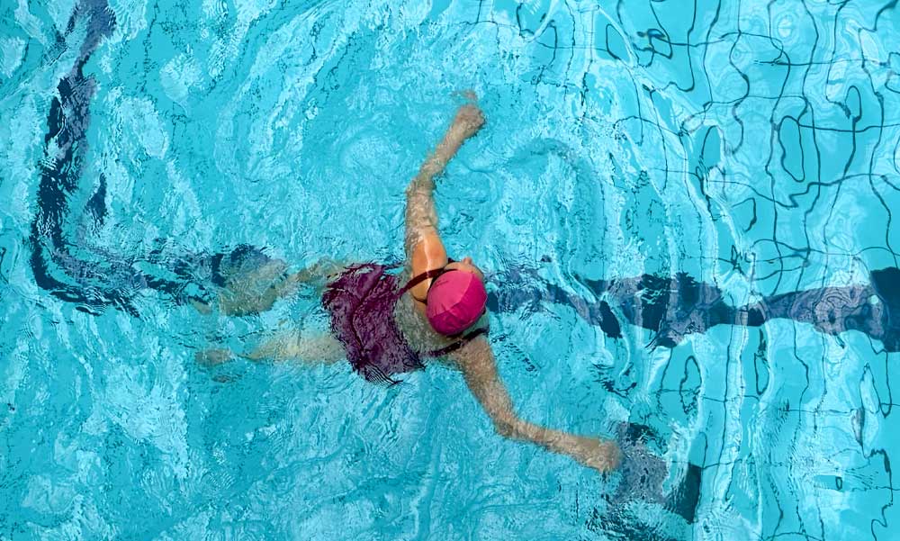 A vízbe kerülő fekália miatt lépett a hatóság – Betiltanak a strandokon egy népszerű élményelemet, túl veszélyes használni