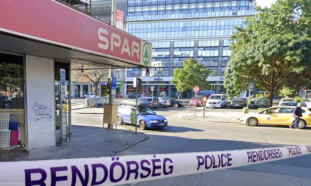 Baleset a budapesti Sparban: ráborult egy konténer a fiatal dolgozóra, a férfi életveszélyesen megsérült