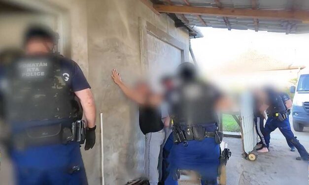 Agyba-főbe verték és rabszolgaként tartották azt a nőt, akinek holttestét gyerekek találták meg Aszódon