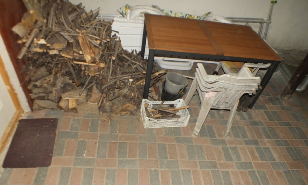 Családi dráma Monoron: megölte, majd a terasz alá betonozta anyja holttestét, majd a fogdában felakasztotta magát Zs. Ádám