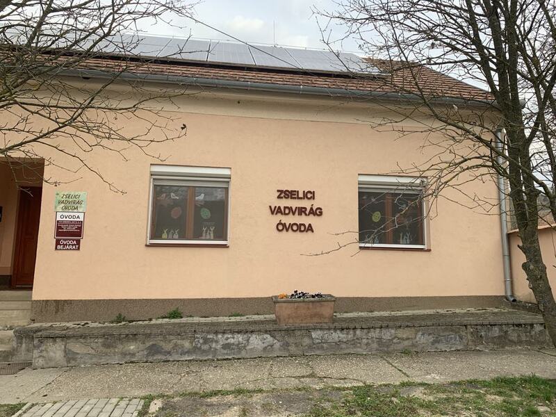 Síró gyerek száját ragasztotta le két bölcsődei dolgozó Simonfán, azonnal kirúgták őket