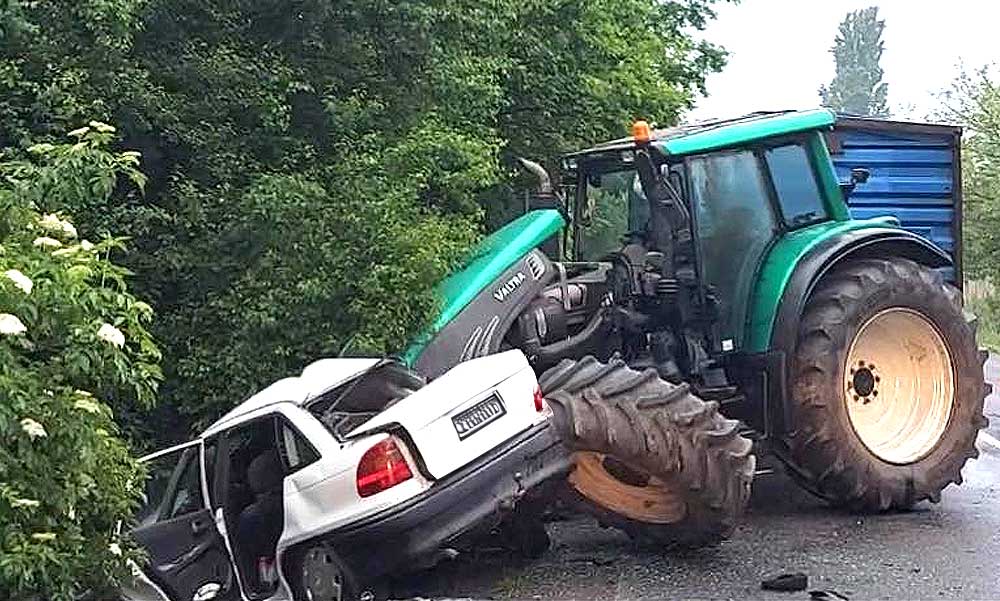 Halálos baleset Nagycserkeszen: szörnyethalt a tiszalöki börtön dolgozója, miután kombájnnal ütközött az autója