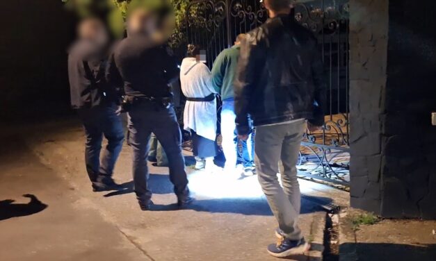 Elrabolták, majd fogva tartották a 89 éves idős asszonyt: még a budapesti lakását is eladták