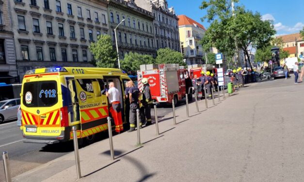 Motoros elé lépett egy részeg gyalogos Budapest belvárosában, a baleset miatt meghalt a jármű vezetője