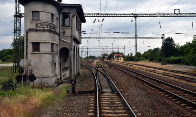 Egy hónapra lezárják a pécsi vasútvonal egyik szakaszát, emiatt jelentősen nő az eljutási idő Budapest, Pécs és Kaposvár között