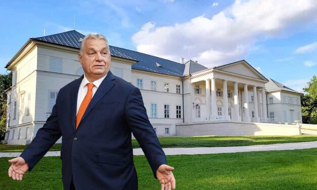 Az adófizetők pénzén felújított 4 kastélyt ingyen adja át a haveroknak az Orbán-kormány