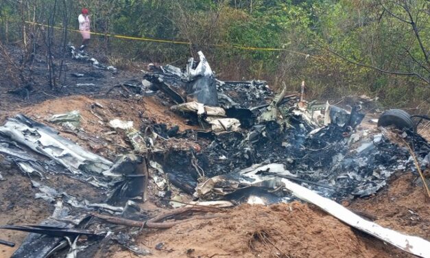 Repülőbaleset Kenyában: a Vasas ismert sportvezetője és családja ült a lezuhant kisgépen, senki nem élte túl a balesetet