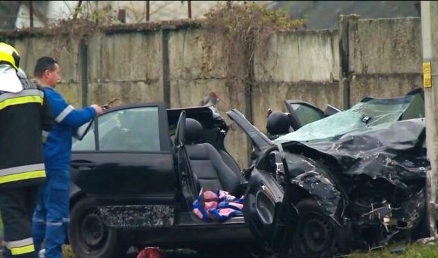 Körözi a rendőrség azt a drogos ámokfutót, aki Mercedesével egy 25 éves nő halálát okozta Aszódon: fotó a cikkben