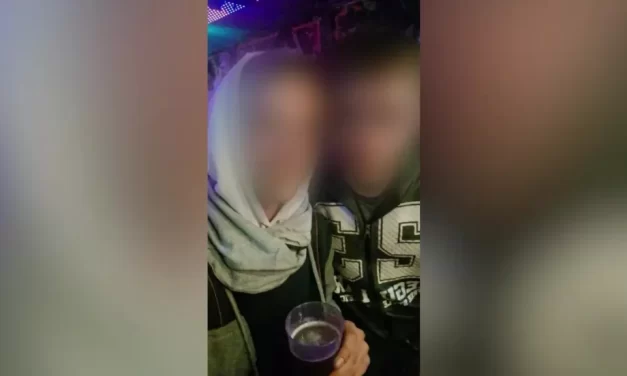 „Nagyon sajnálom az áldozat családját és a fiamat is” – megszólalt a budapesti diszkóban történt emberölés gyanúsítottjának apja