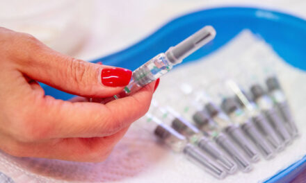 Felmondana a gödi gyermekorvos az oltásellenes szülők támadásai miatt, több család beperelte és folyamatosan fenyegeti a doktornőt