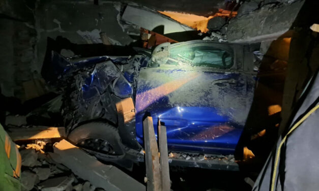 „Kérdeztem Zolikát, hogy jól van-e, ki tud-e mászni az ablakon” – a 14 éves fiát mentette az apa, akinek családi házába csapódott egy terepjáró