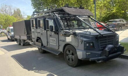 TEK-es akció Budapesten: túszul ejtette barátnőjét egy férfi, kommandósok vonultak ki a helyszínre